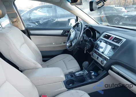 2016 Subaru Legacy 2.5I Premium z USA, uszkodzony, nr VIN 4S3BNAD68G3064133